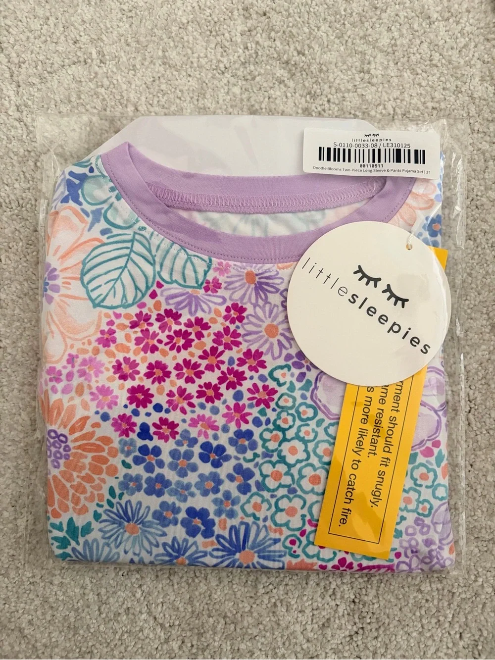 Doodle Blooms Two-Piece Long Sleeve & Pants Pajama Set NWT